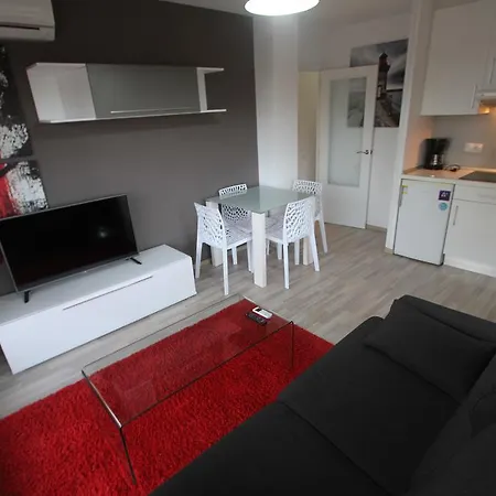 Arquus Center Apartment *